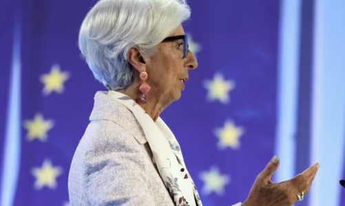 ECB nâng lãi suất lên cao kỷ lục, lo lạm phát cao dai dẳng