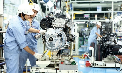 Sản xuất công nghiệp khởi sắc