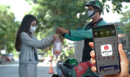 Gojek đưa tính năng đặt đồ ăn trực tuyến GoFood lên MoMo