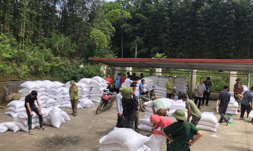 Dự trữ quốc gia xuất cấp hàng hóa trị giá 886 tỷ hỗ trợ các địa phương khó khăn và viện trợ Cuba