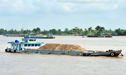 An Giang thu hồi giấy phép khai thác cát tại khu mỏ trên sông Tiền