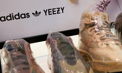 Sự may rủi đằng sau những mô hình hợp tác của ngành công nghiệp sneaker