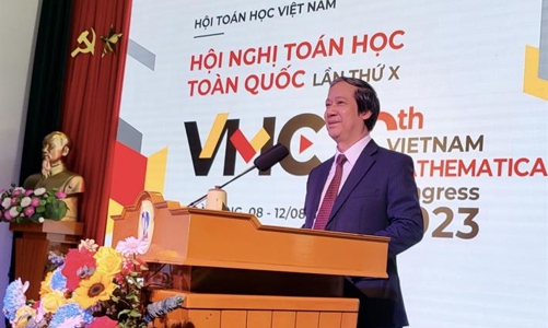 Bộ trưởng Nguyễn Kim Sơn: Giáo dục Việt nam cần một sự đổi mới có tầm vĩ mô