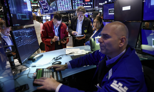 Chứng khoán Mỹ lao dốc phiên thứ tư liên tiếp, VFS giảm 23% còn 15,4 USD/cổ phiếu