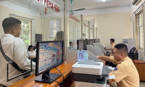 Sự cố kỹ thuật xảy ra tại Phiên đấu giá biển số xe ô tô lần thứ nhất