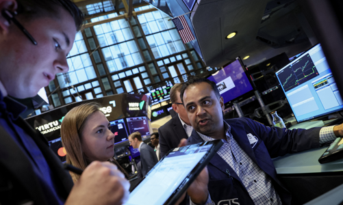 Chứng khoán Mỹ xanh rực, VFS tăng liền 3 phiên, giá dầu tiếp tục đi xuống