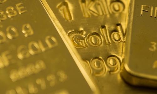 Vàng thế giới trượt giá sau 4 phiên tăng liên tiếp, trong nước lại vượt 68 triệu đồng/lượng