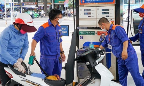 CPI tháng 8 tăng theo giá xăng dầu, gạo 