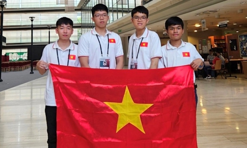 Học sinh Việt Nam đoạt 4 huy chương tại Olympic Tin học quốc tế năm 2023