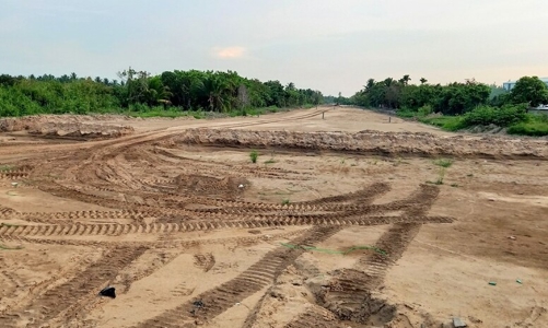 Cao tốc Cần Thơ - Cà Mau chậm tiến độ vì thiếu cát