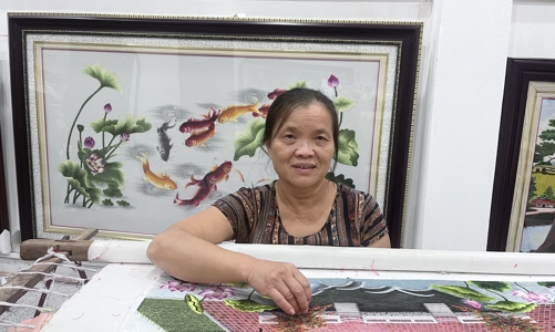 Tâm sự của một nghệ nhân làng thêu Quất Động