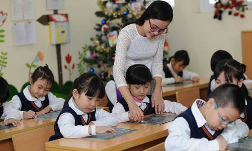 Kiến nghị không đưa giáo viên vào diện tinh giản biên chế 