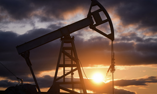 Saudi Arabia: Giảm sản lượng dầu không phải để đẩy giá dầu tăng