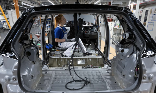 CEO Deutsche Bank: “Nếu không thay đổi, kinh tế Đức sẽ trở thành ‘kẻ ốm yếu của châu Âu’”