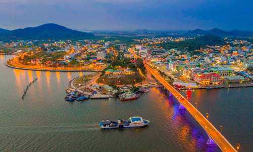 Hà Tiên đấu giá 3 khu đất lấn biển, thu trên 423 tỷ đồng