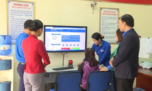 Trang bị kỹ năng số, an toàn thông tin mạng cho cán bộ xã