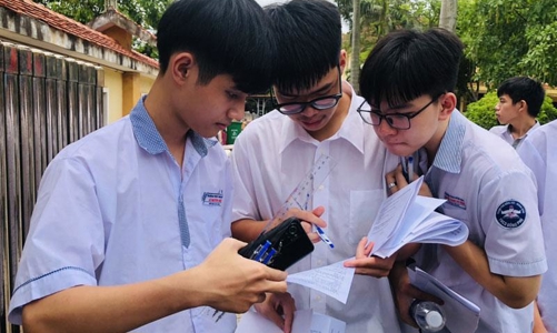 Quảng Bình tiếp tục miễn học phí cho học sinh tất cả các cấp