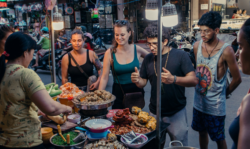 Nhiều địa phương muốn khai thác thế mạnh ẩm thực để phát triển du lịch