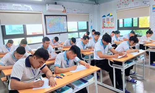 Người lao động Việt Nam tại Nhật Bản cần làm gì trước xu thế mất giá của đồng Yên?