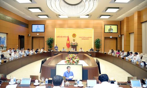 Xem xét thí điểm cơ chế, chính sách đầu tư xây dựng các công trình giao thông đường bộ