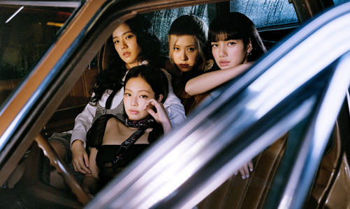 Cổ phiếu hãng YG biến động khó lường theo tương lai của BlackPink