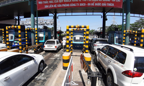 TP.HCM thí điểm cân tự động, xử lý xe quá tải