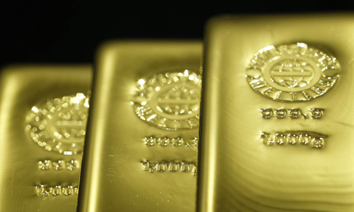 Giá vàng trong nước và thế giới đồng loạt trượt dốc sáng đầu tuần