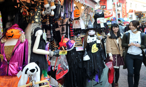 Du lịch và bán lẻ các nước có gì khác trong mùa Halloween 2023?