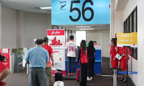 Ngày càng nhiều hãng hàng không muốn cân trọng lượng hành khách