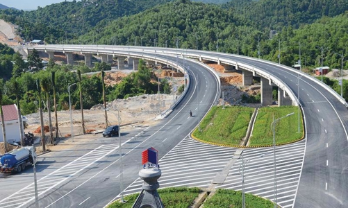 Đề xuất nhiều chính sách thí điểm đặc thù, 