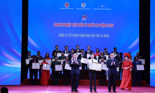 Phân bón Cà Mau được vinh danh “Doanh nghiệp tiêu biểu vì Người lao động” năm 2023