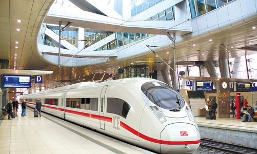 Đến năm 2030, khởi công đường sắt tốc độ cao Bắc - Nam, xây dựng 50% tổng chiều dài tuyến metro