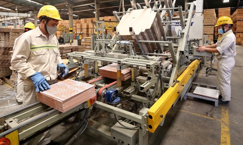 PMI tháng 10 tiếp tục dưới ngưỡng trung bình, đơn đặt hàng mới tăng yếu