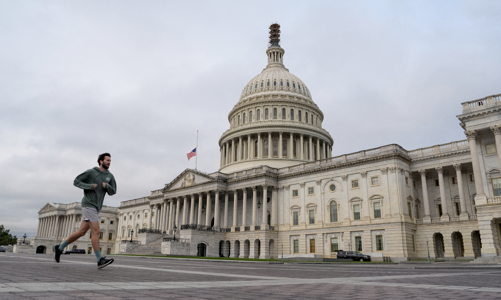Mỹ trước nguy cơ mất nốt điểm tín nhiệm AAA cuối cùng