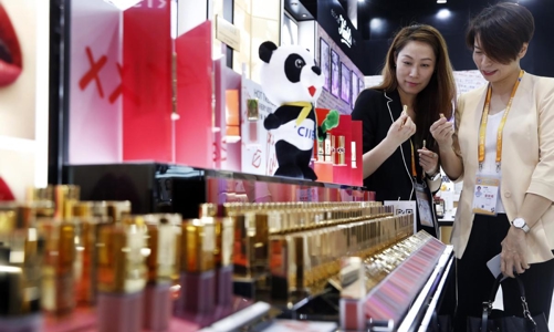 Ngành mỹ phẩm “lao đao” vì vắng khách Trung Quốc