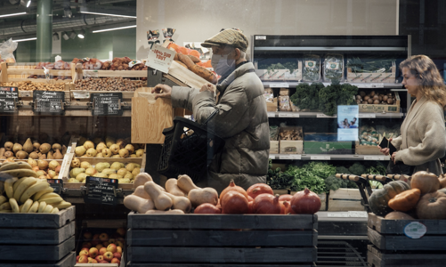 Kinh tế châu Âu ngày càng đuối so với Mỹ