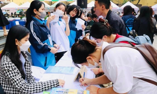 Tạo cơ hội có việc làm cho người lao động và sinh viên Hà Nội dịp trước Tết Nguyên đán 2024