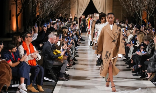 Báo cáo thời trang: 2023 là năm của những mâu thuẫn