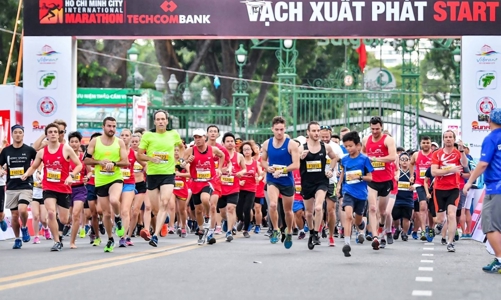 Lan tỏa sự tích cực về sức khỏe và tinh thần “Vượt trội hơn mỗi ngày” qua chạy bộ