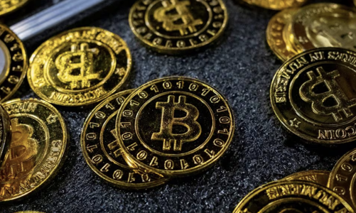 Giá bitcoin vượt 40.000 USD lần đầu tiên sau 1 năm rưỡi, xuất hiện dự báo 100.000 USD