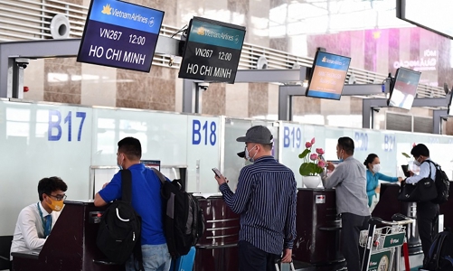 Tăng trần giá vé máy bay nội địa từ tháng 3/2024