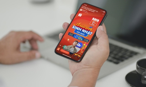 Shopee đẩy mạnh livestream theo chuỗi dịp sinh nhật, người bán lợi đủ đường