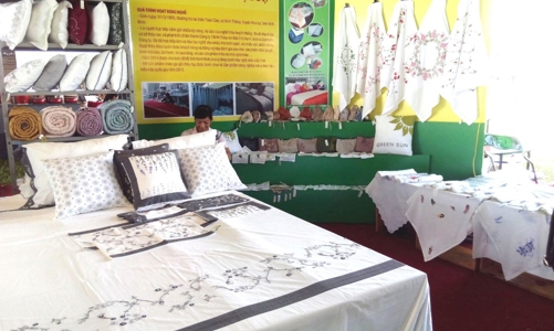 Doanh nghiệp thủ công mỹ nghệ “ngủ đông” để chờ thời