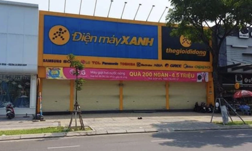 Doanh thu Thế giới Di động giảm mạnh sau khi đóng hàng trăm cửa hàng trên toàn quốc 