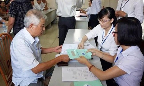 Chi trả lương hưu và trợ cấp kịp thời cho người hưởng trong dịp Tết 