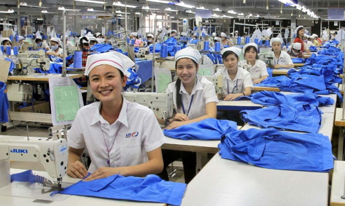 Tiền lương, thu nhập của người lao động đều tăng trong năm 2023