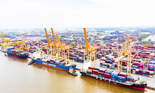 Ngành dịch vụ cảng tiếp tục là trụ cột của kinh tế Hải Phòng 