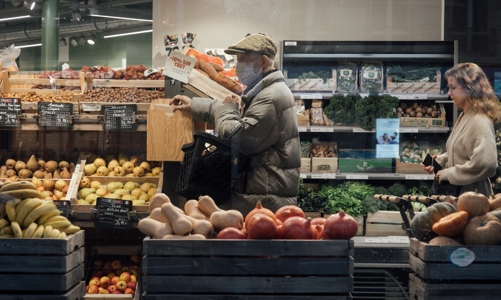 Lạm phát ở châu Âu “bốc đầu”, ECB sẽ giữ lãi suất cao hơn lâu hơn?