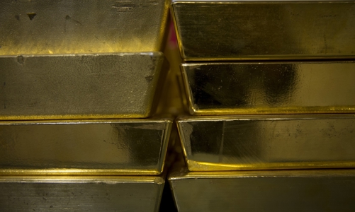 Giá vàng miếng SJC giằng co mốc 77 triệu đồng/lượng, “vênh” thế giới gần 16 triệu đồng/lượng