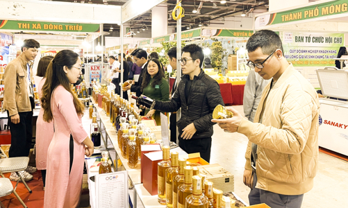 Quảng Ninh hàng hóa phục vụ Tết Nguyên đán 2024 